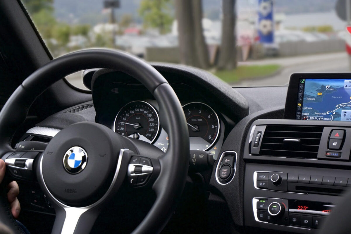 De juiste woorden kiezen en de juiste zakelijke autoverzekering afsluiten